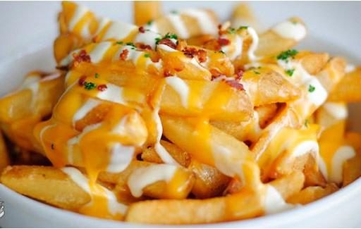 FRITES CHEDDAR OIGNONS FRITS