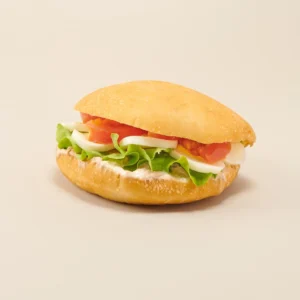 PAN BAGNAT SALADE POULET mayo